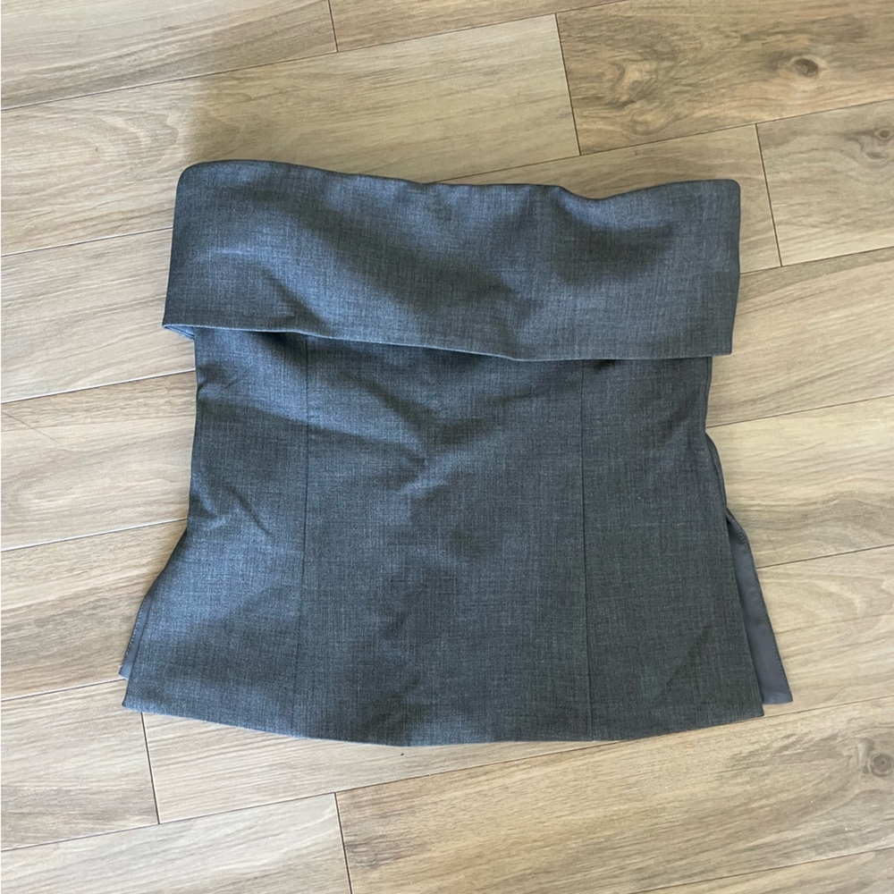 Aritzia Babaton Element Tube Top